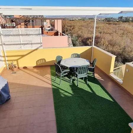 Apartment Laguna 2-bedroom With Sun Terrace, Sea Views, Wifi *